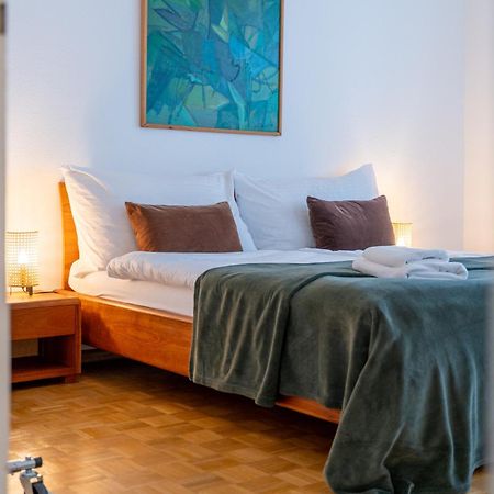 Gemuetliche Grosse Wohnung Naehe Uni Basileia Exterior foto
