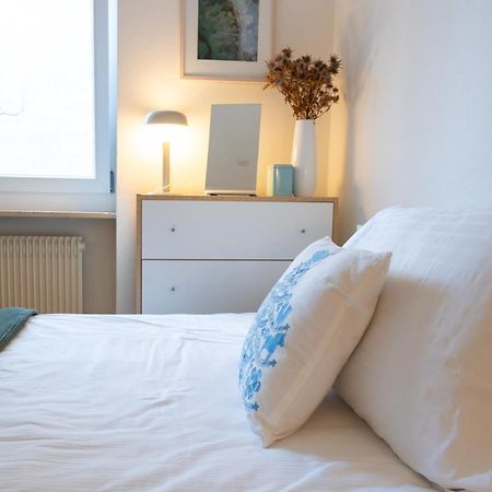Gemuetliche Grosse Wohnung Naehe Uni Basileia Exterior foto