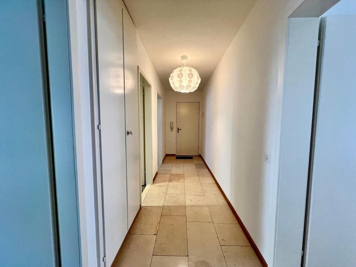 Gemuetliche Grosse Wohnung Naehe Uni Basileia Exterior foto