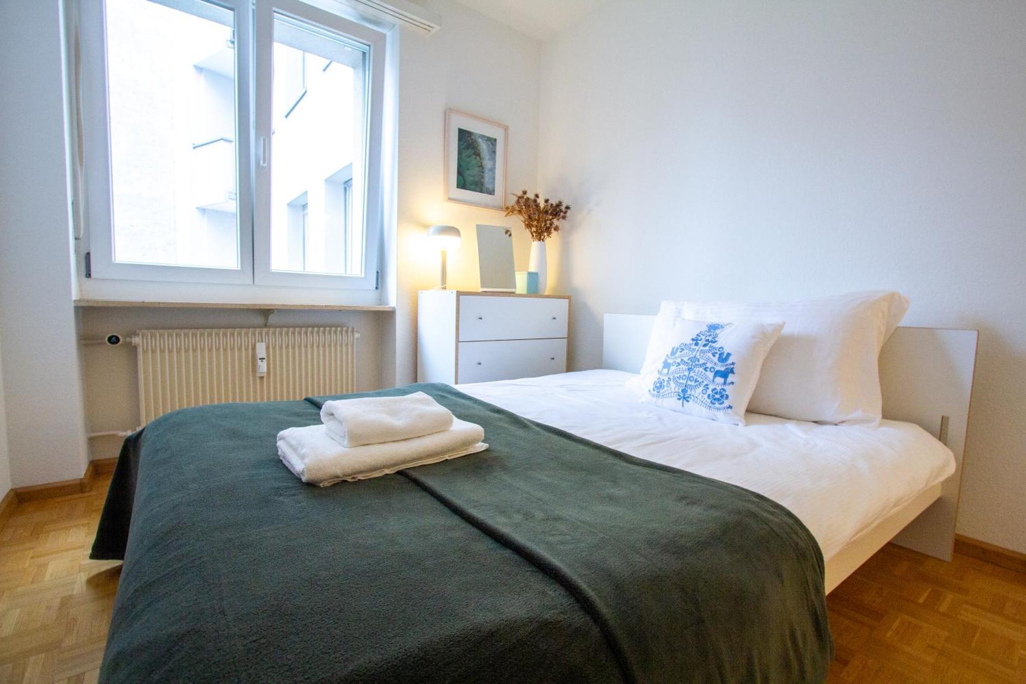 Gemuetliche Grosse Wohnung Naehe Uni Basileia Exterior foto